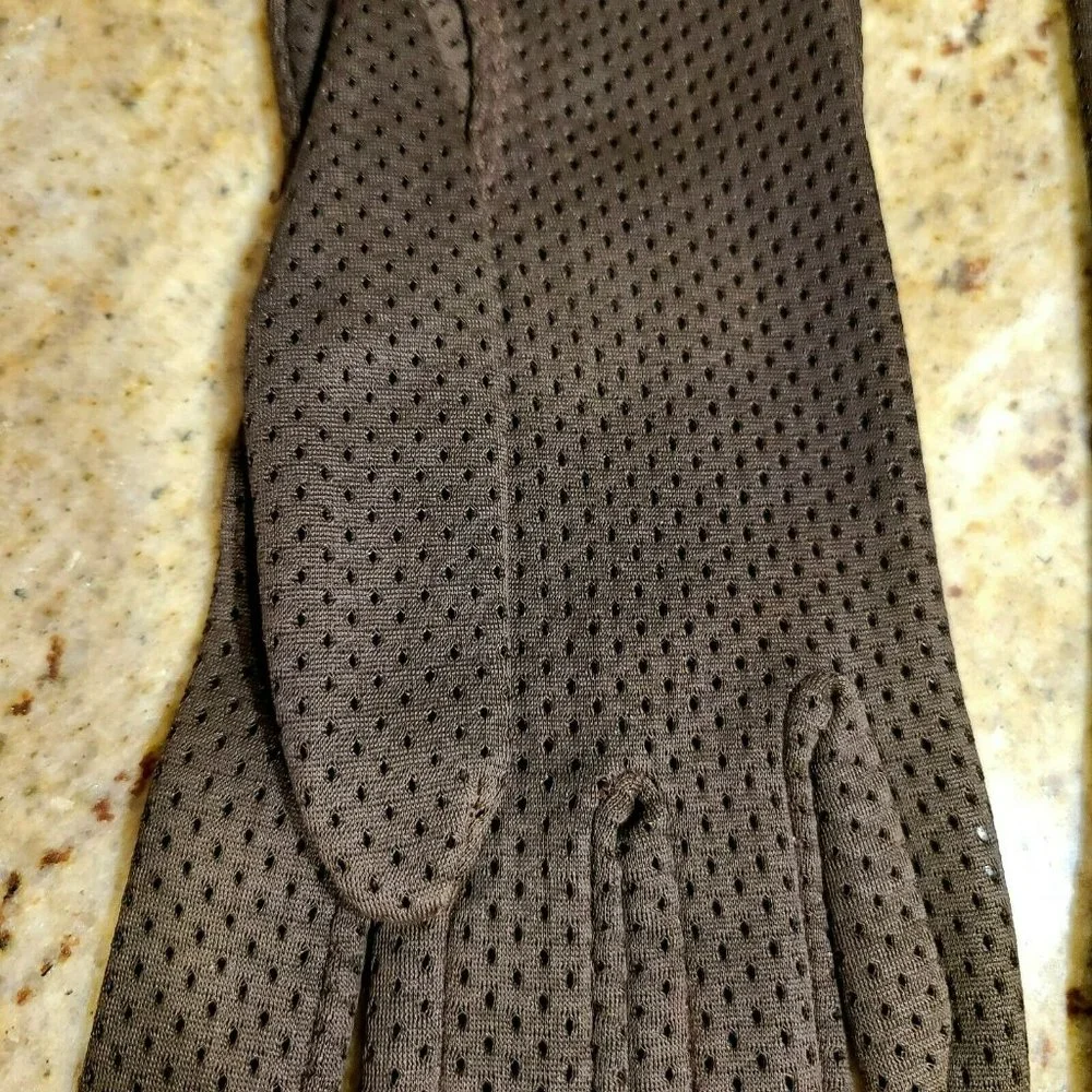 Vintage Kayser Nylon Pierced Driving Opera Formal Costume Brown Gloves. 7.5 USA